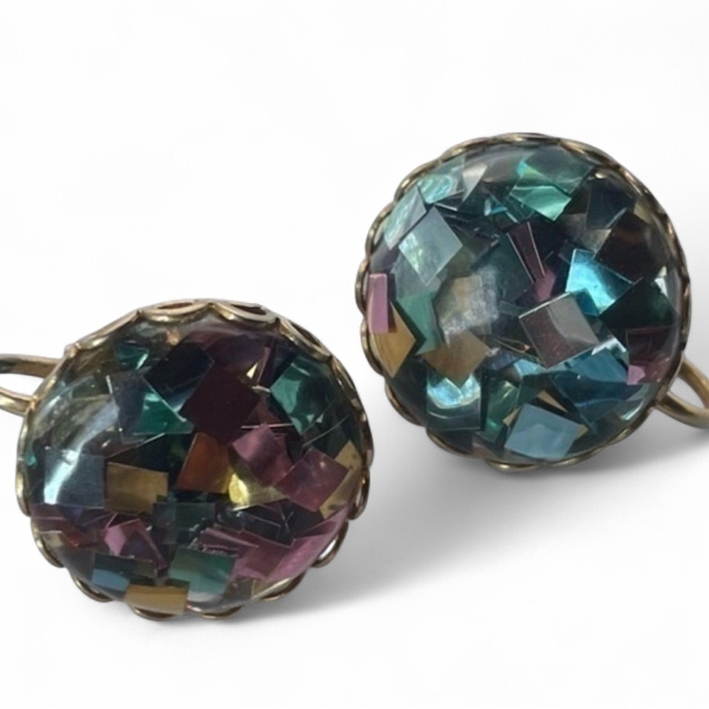 Vintage Sarah Coventry Confetti Lucite Round Clip on Paddle Back Earrings Signed